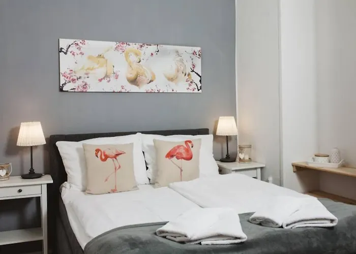 City Apartment Near Shooping Center, 6 Guests